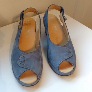 La Plume Leather Open Toe Sling Back Sandals